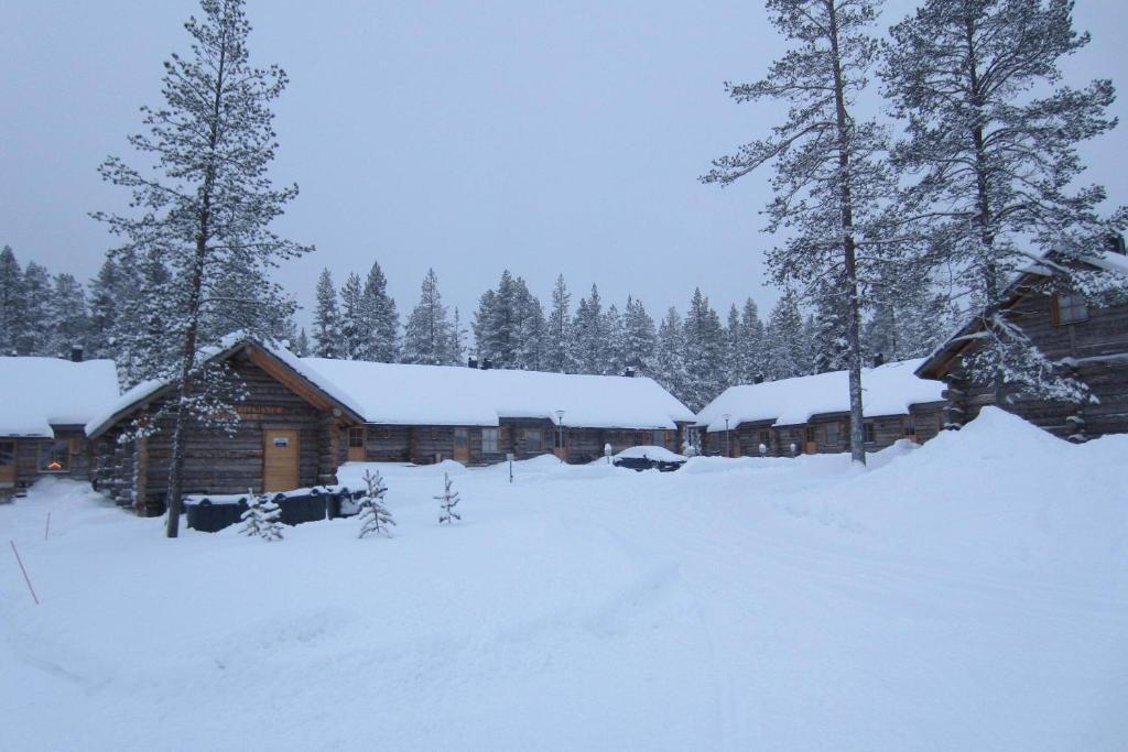 Lost Inn Cabins Akaslompolo Ruang foto