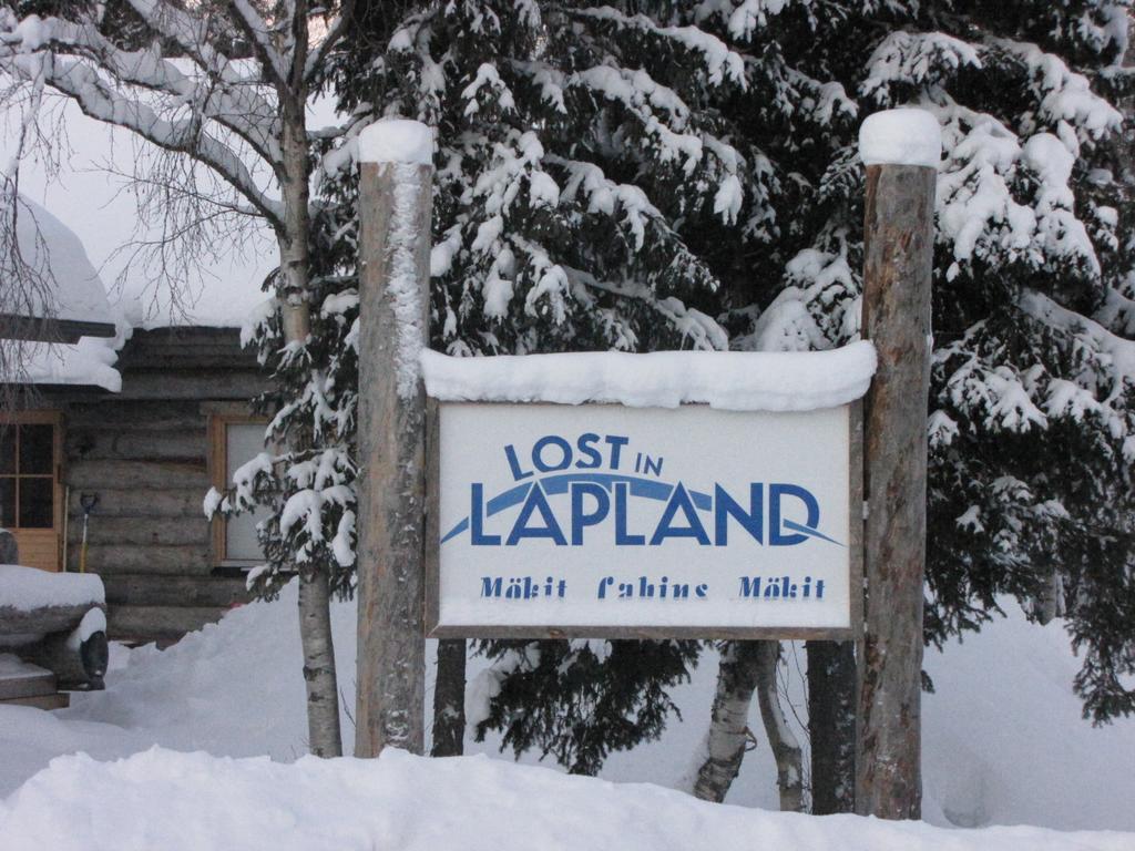 Lost Inn Cabins Akaslompolo Bagian luar foto